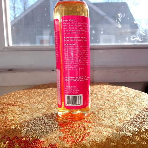 Shampoo - Picture 2 of 3